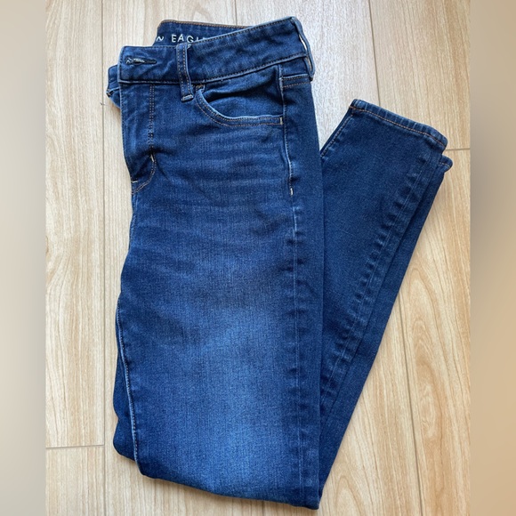 American Eagle Slim Fit Jean | Size 4 - Picture 1 of 2